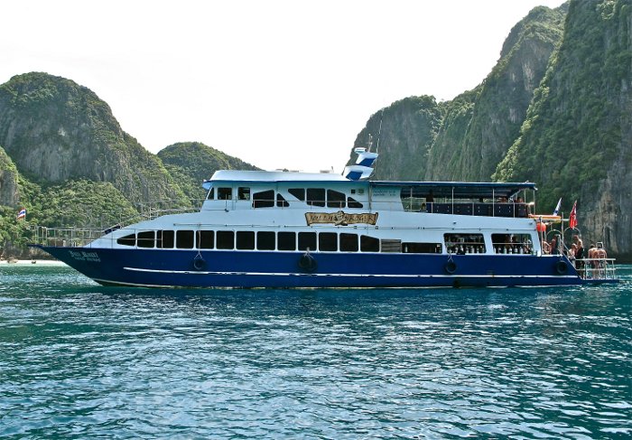 Наш корабль